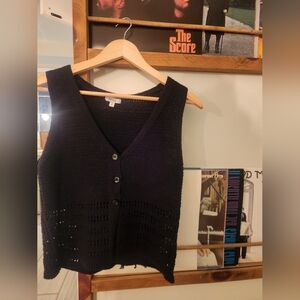 Reitmans Black V-Neck Sleeveless Sweater